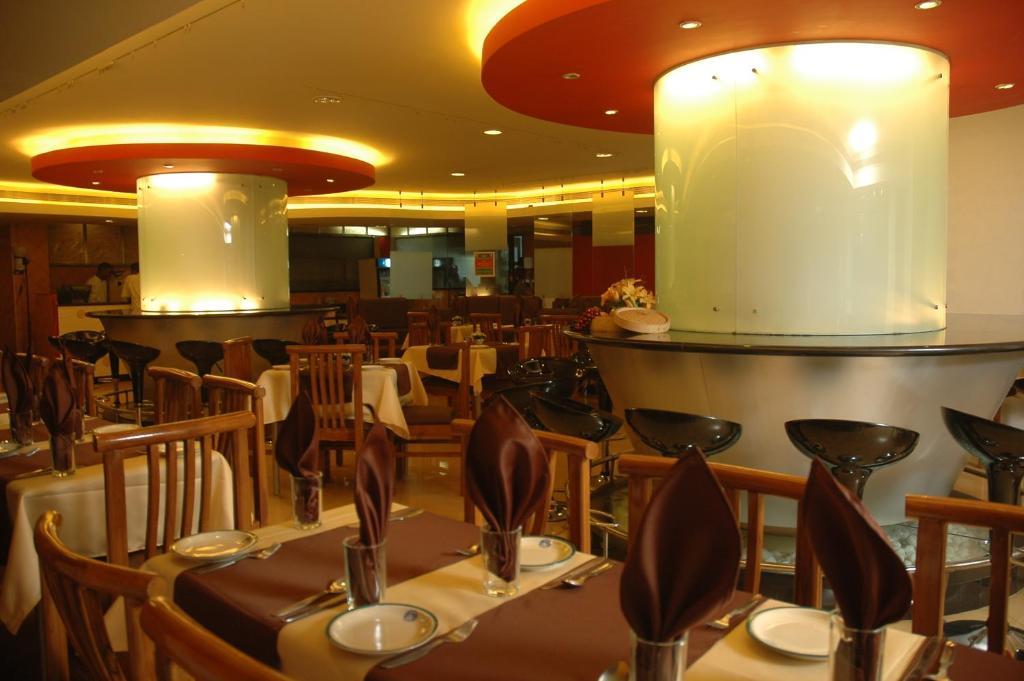 Istay Hotels Infantry Road Bangalore Eksteriør bilde