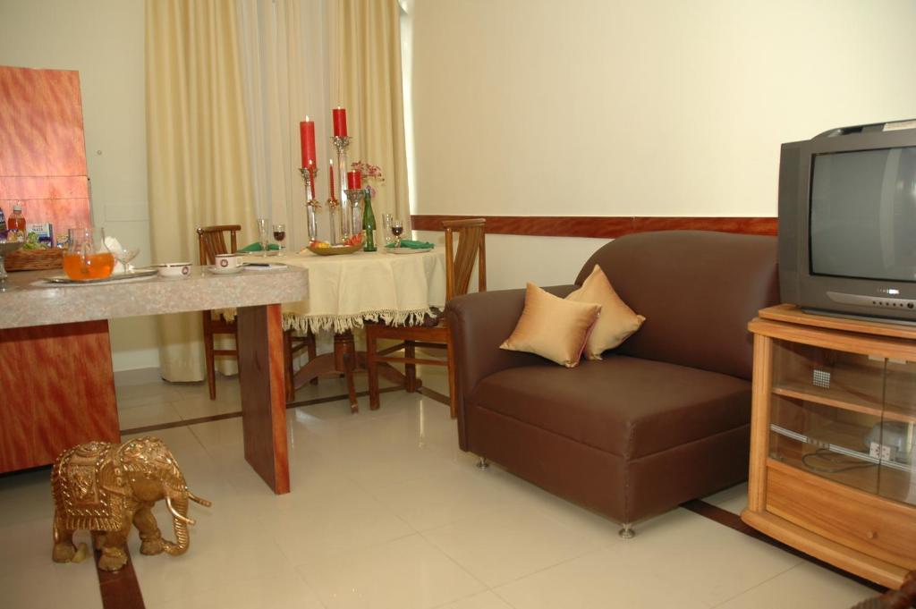 Istay Hotels Infantry Road Bangalore Eksteriør bilde